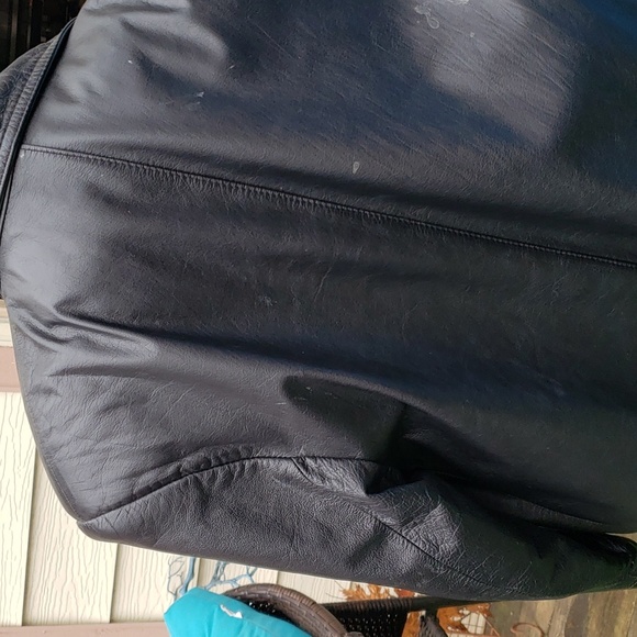 VTG WINTER CLEARANCE  long black leather coat - Picture 3 of 5